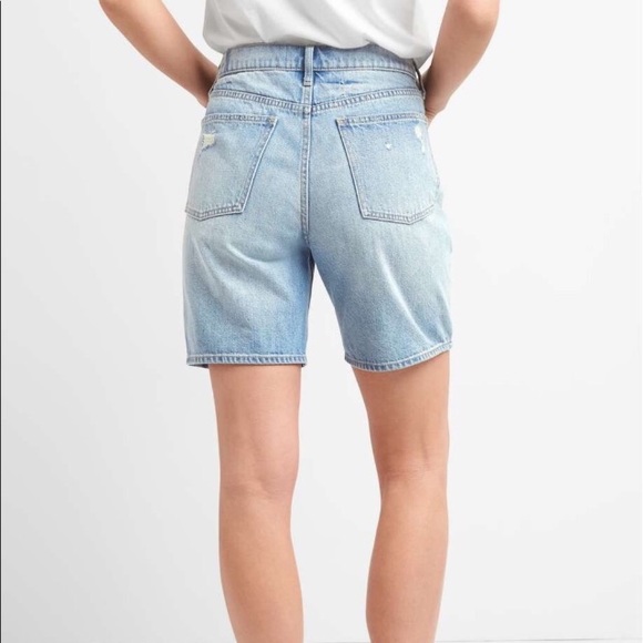 GAP Washwell High Rise 7" Denim Shorts Distressed - Picture 3 of 12